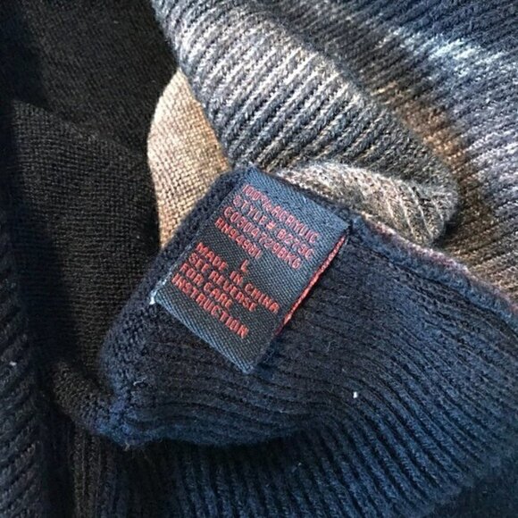 TWELVE BY TWELVE: Heart/Horse/Chain Cardigan Sz L - Picture 5 of 8